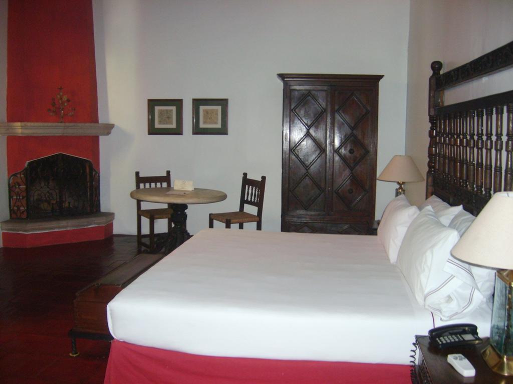 Hotel Casa Colonial - Adults Only Cuernavaca Habitación foto